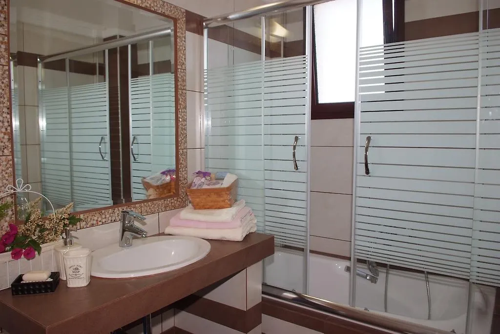 Sofia Luxury Maisonettes Νικήτη 0*,  Ελλάδα